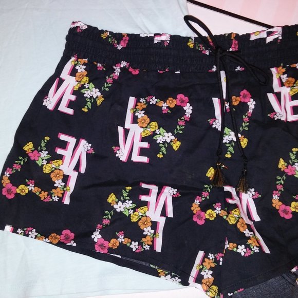 Victoria Secret Pajama Set‎ - Picture 5 of 8